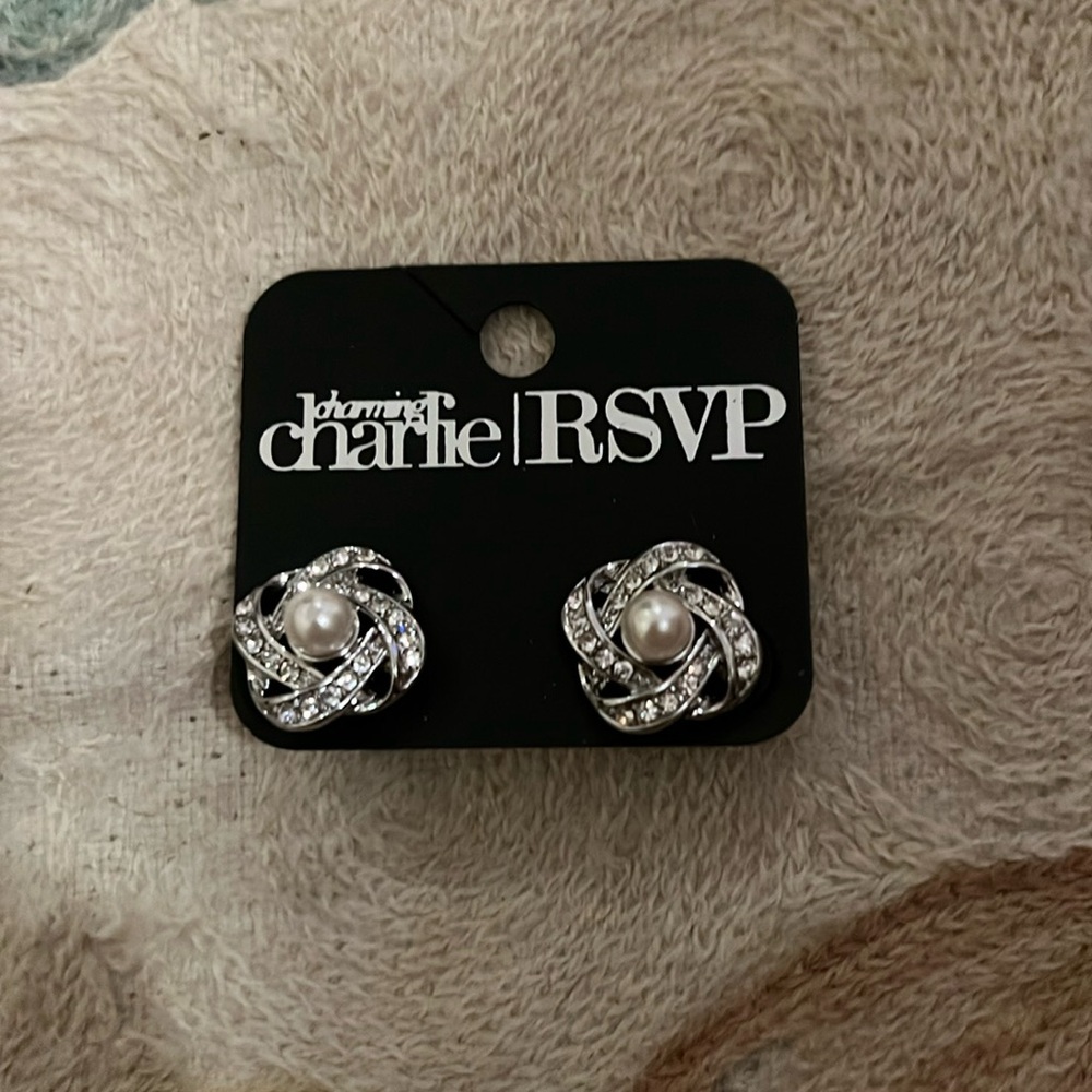 Charming Charlie event diamond and pearl earrings